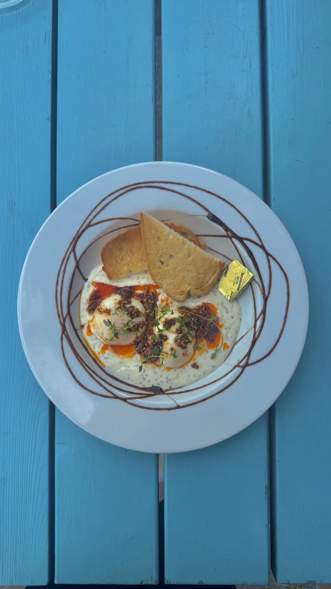 Poached eggs on toast